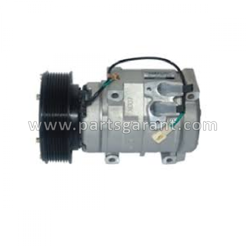 Air conditioning compressor Caterpillar 325D