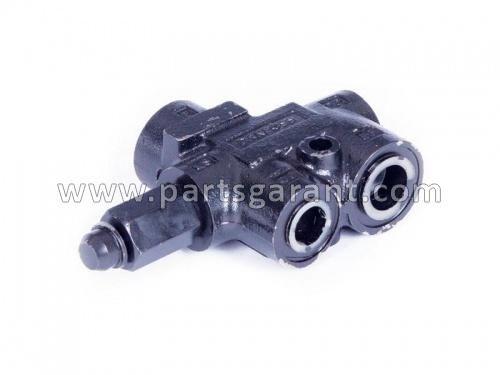 JCB 3CX gearbox steering valve